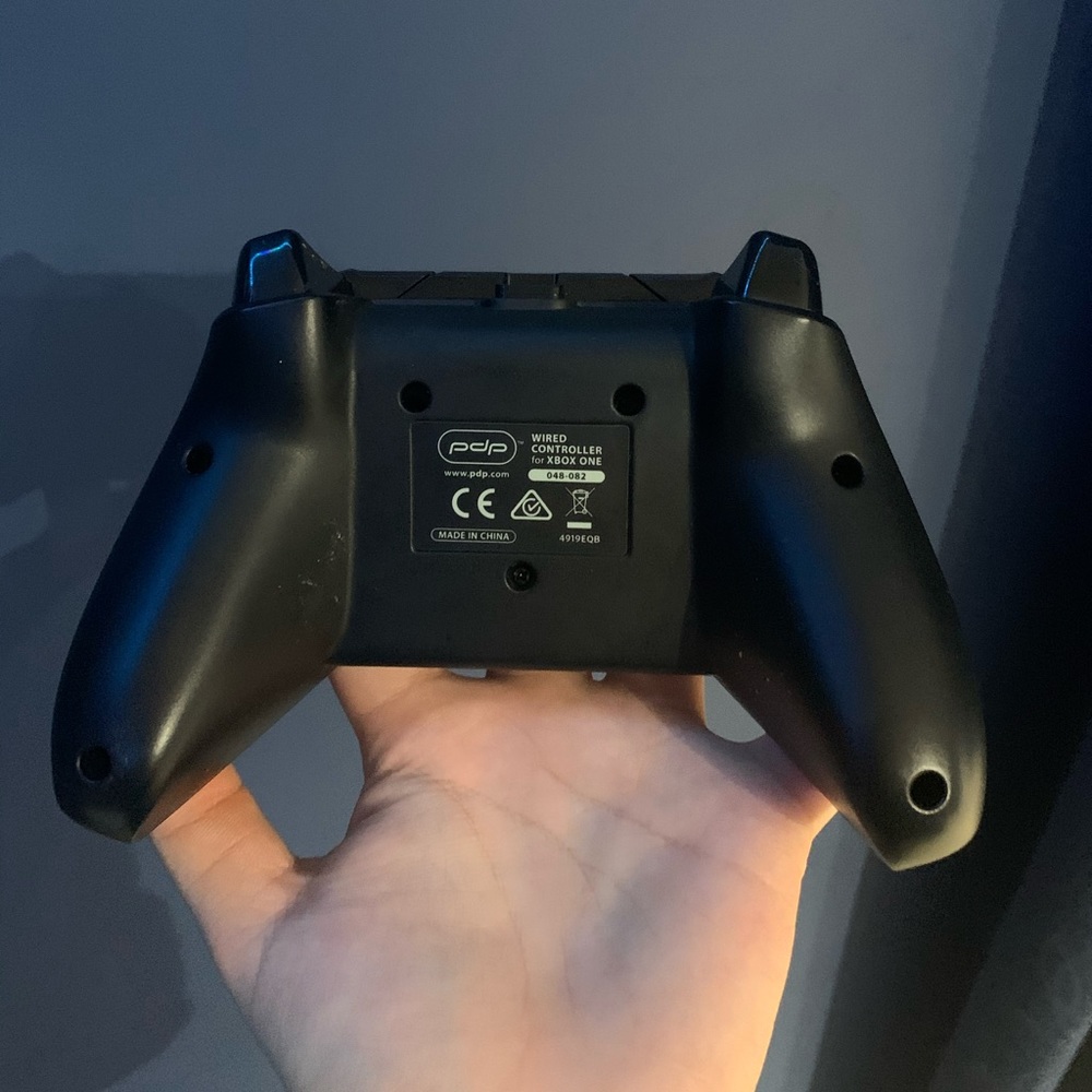 xbox controller - Picture 2 of 2